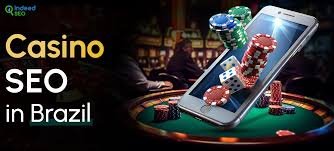 Filipino player celebrating a win on 365jl mobile platform